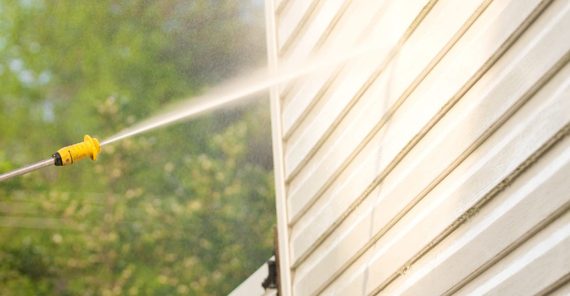 How to Clean Vinyl Siding - Scrubbing or Pressure Washing