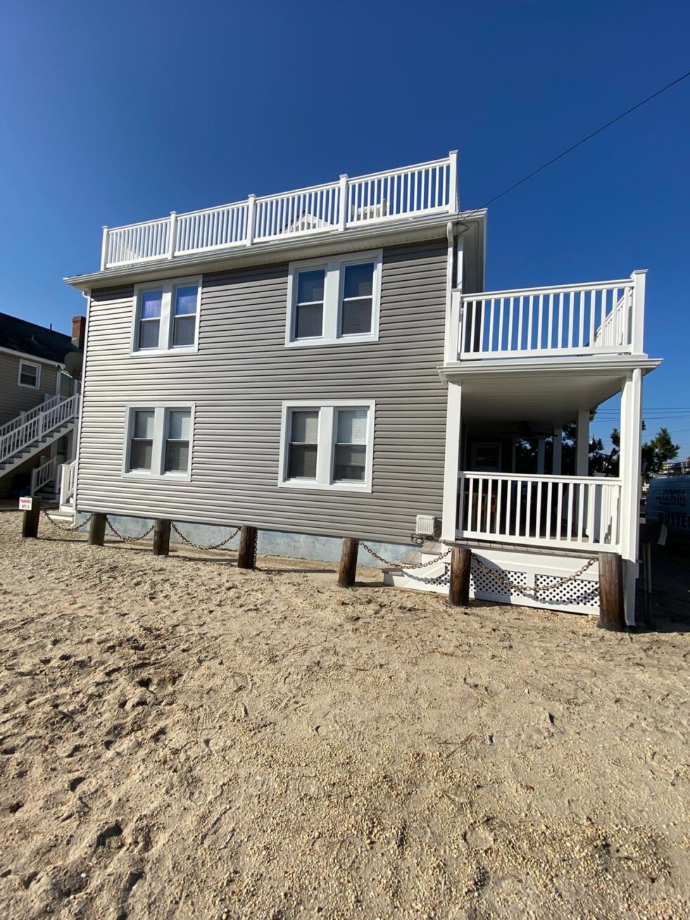 Graystone Vinyl Siding on Beach House Long Beach Island, NJ