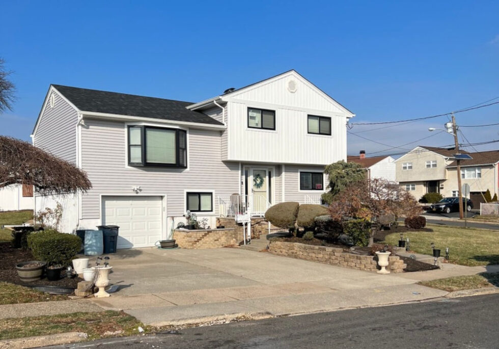 To Repair or Replace Your Home’s Siding?