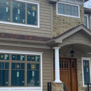 Vinyl Shake in the color Clay with Clay trim