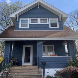 Vinyl Shake in the color Regatta Blue with White trim