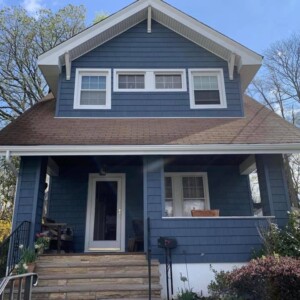 Vinyl Shake in the color Regatta Blue with White trim